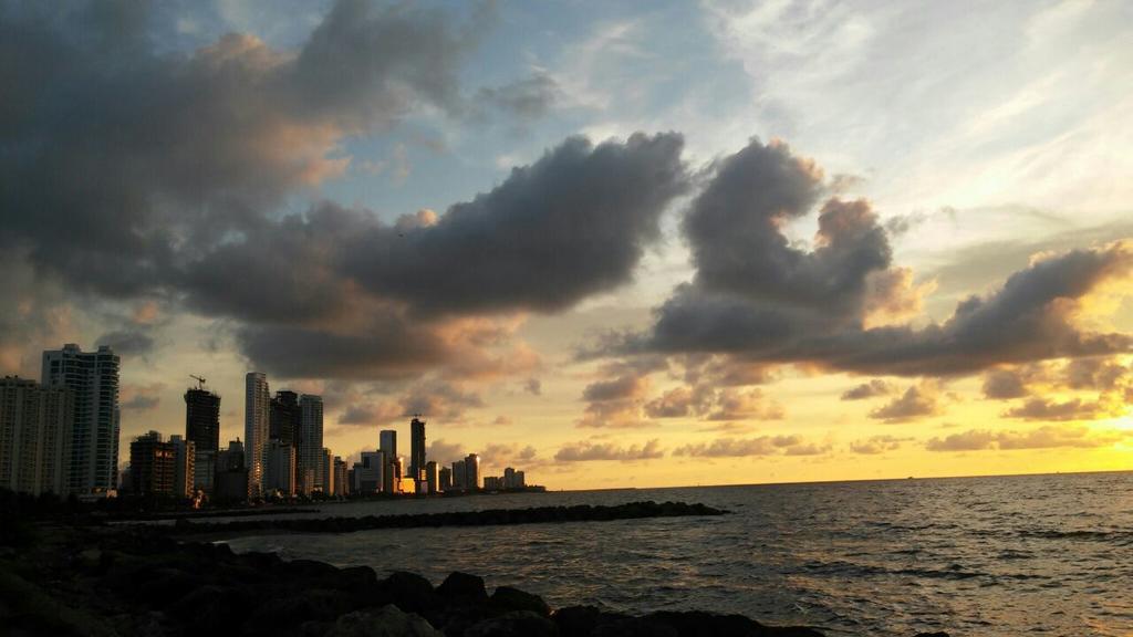 Apto En Cartagena Ed Puerto Azul Vista Al Mar Leilighet Eksteriør bilde